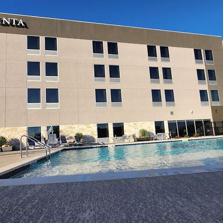 Hawthorn Suites By Wyndham Del Rio Buitenkant foto