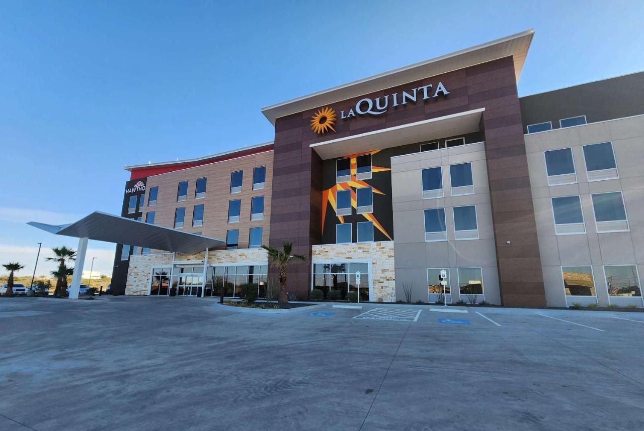 Hawthorn Suites By Wyndham Del Rio Buitenkant foto