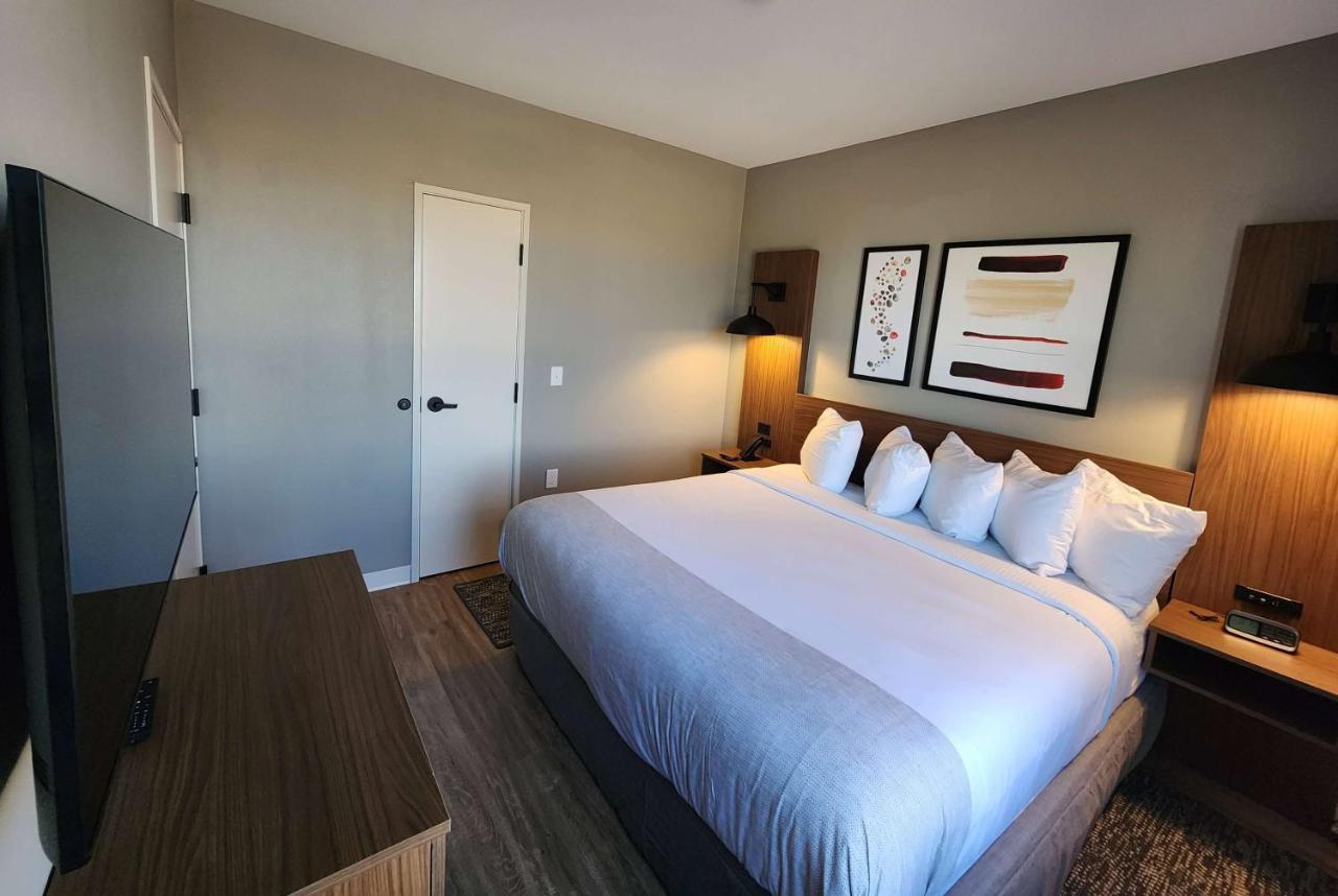 Hawthorn Suites By Wyndham Del Rio Buitenkant foto