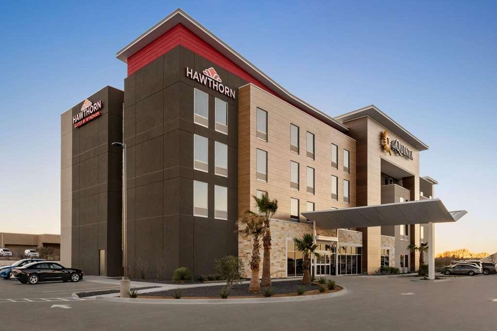 Hawthorn Suites By Wyndham Del Rio Buitenkant foto